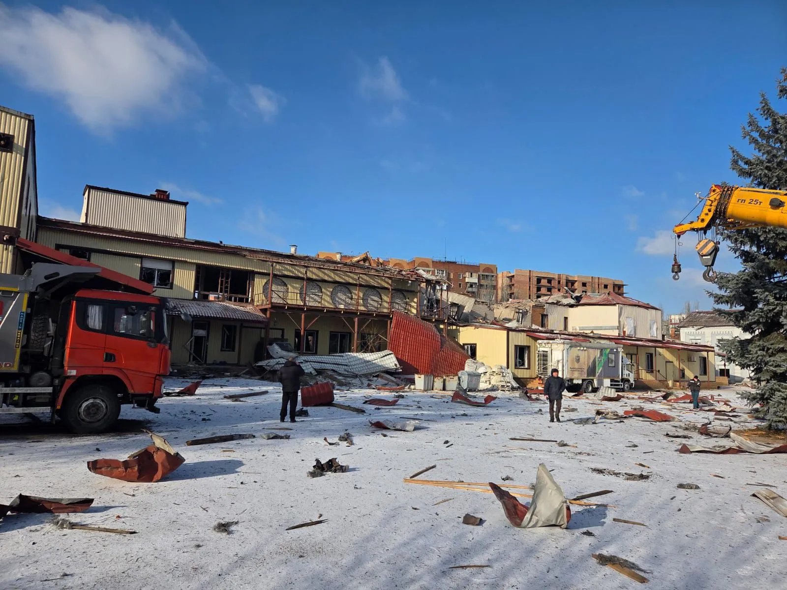 Росіяни атакували Слов’янськ ФАБами: загинула жінка, ще одна поранена