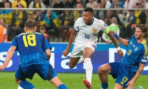 Ф'юрі назвав фінансові умови, на яких погодиться битися з Усиком