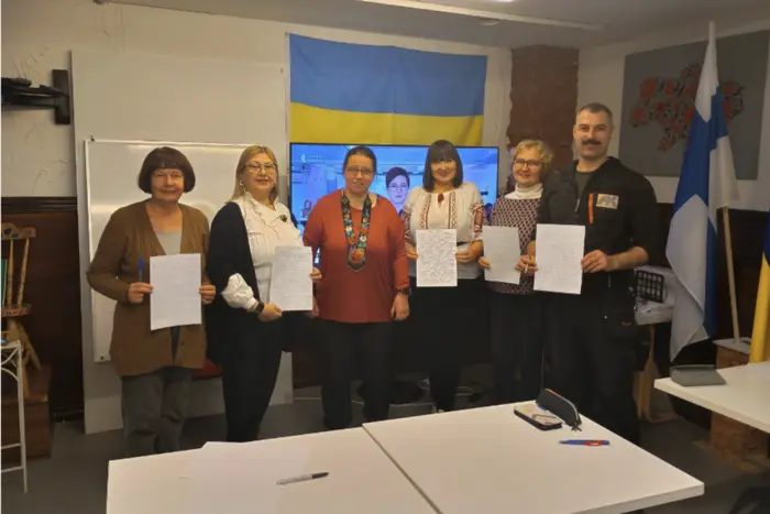Українці за кордоном масово долучилися до написання Радіодиктанту національної єдності Українці за кордоном масово долучилися до написання Радіодиктанту національної єдності