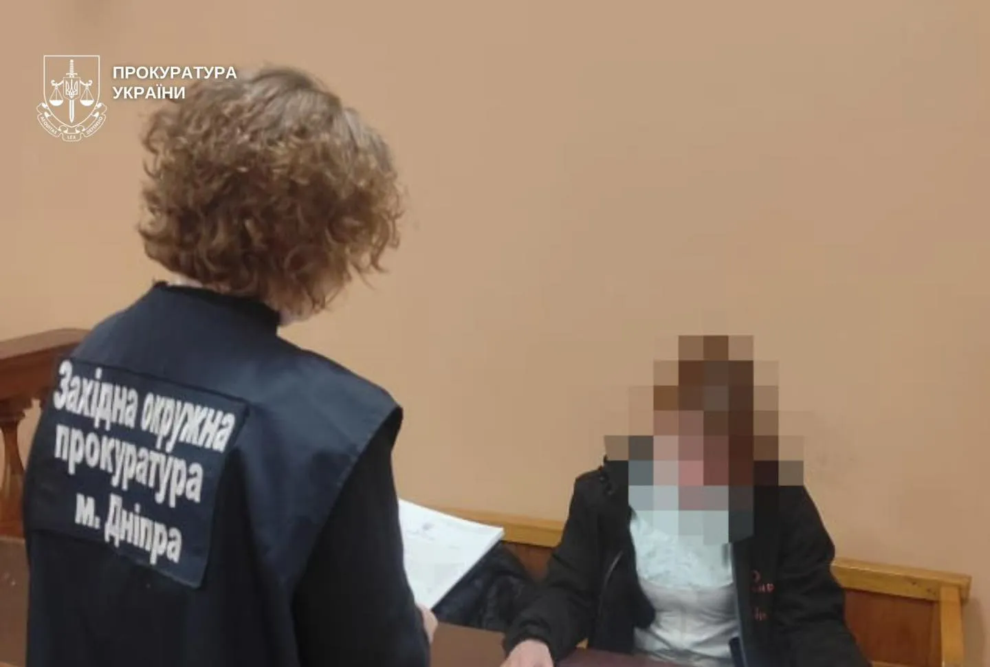 У Дніпрі викрили схему виїзду за кордон через фіктивне батьківство