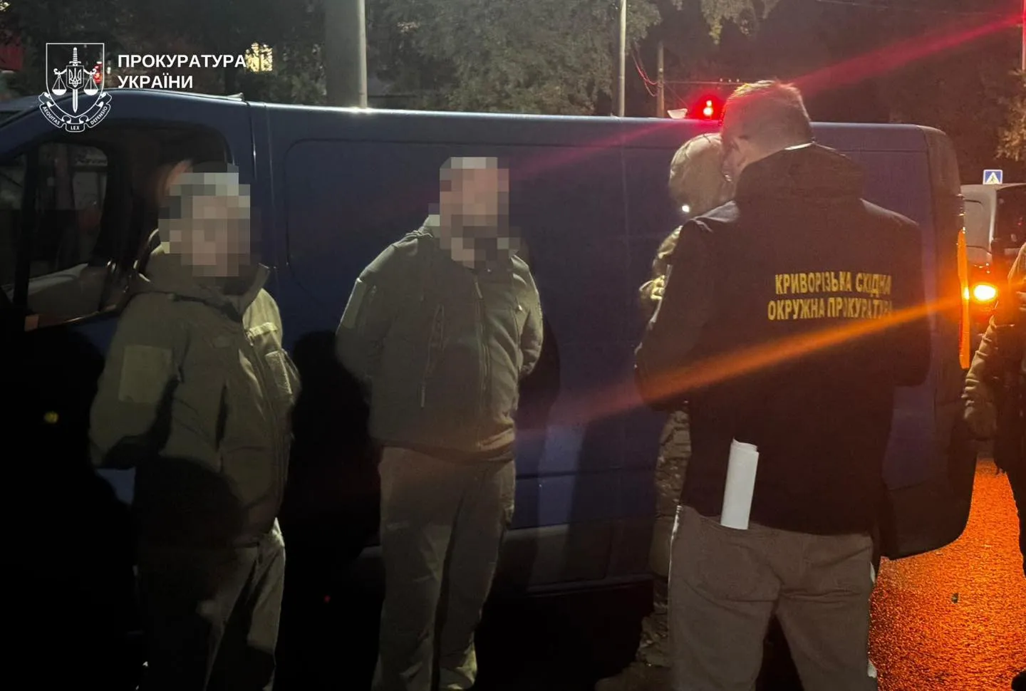 25 автоматов, пулемёт и тысячи патронов: в суд направлено дело о сбыте оружия