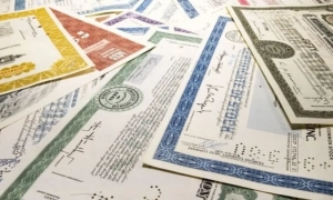 Щоб не бруднитися: Mercedes-Benz продасть своє майно на росії місцевим