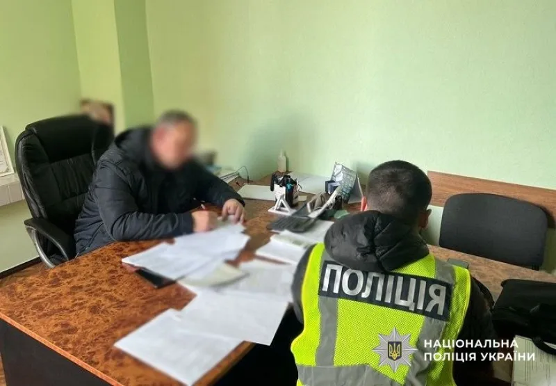 У Києві судитимуть посадовця комунального підприємства за переплату 1,2 млн грн на дорожньому огородженні
