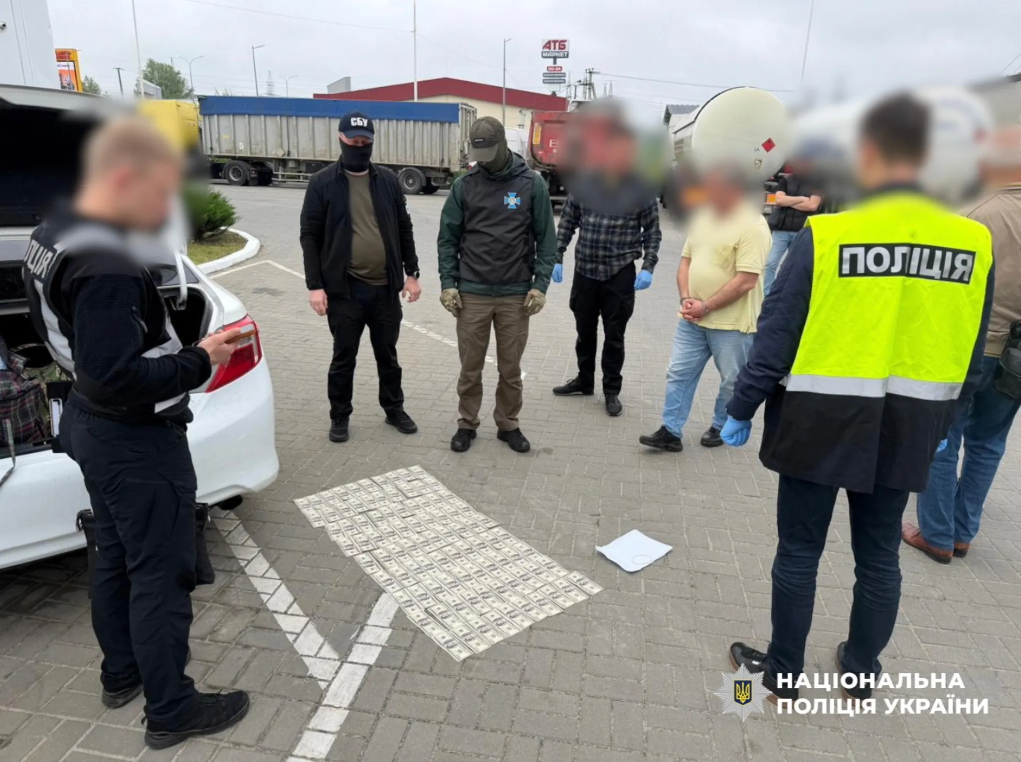 $15,000 for a fake disability to avoid conscription: twin brothers arrested