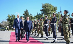 Глава МЗС Греції назвав умову переговорів з Туреччиною