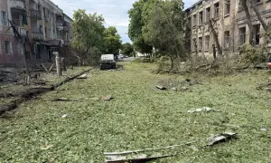 Дрон рф вдарив по людях у Комишувасі: четверо поранених