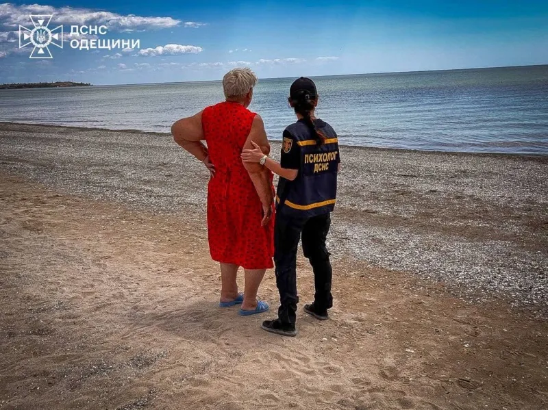 In the Odesa region, the search is now in its third day for a 10-year-old girl who was swept out to sea