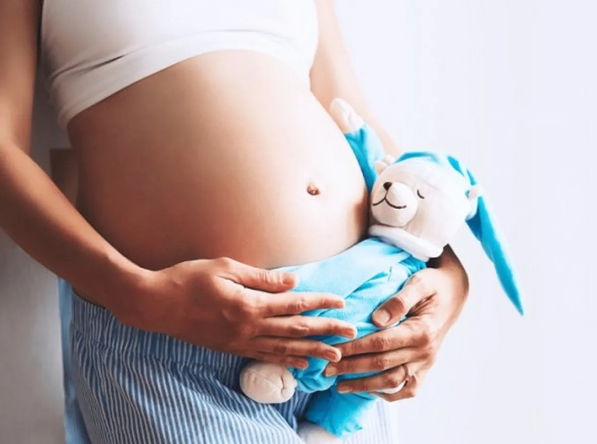 In Russia, more than 7,000 schoolgirls and college students received pregnancy benefits