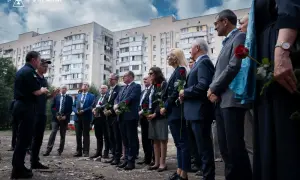 Видео: на улицах Киева появился космический автобус