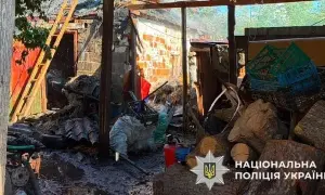 Пошкоджено будівлі та техніку Київавтодору через нічну атаку дронів