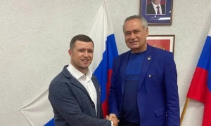 Поліція викрила фальсифікаторів, які виробляли підробні солодощі, каву та спеції