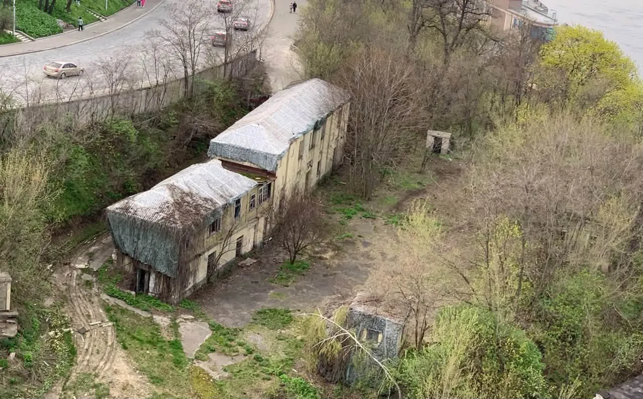 В Киеве застройщик, связанный с РФ, может уничтожить исторические здания Первого водопровода