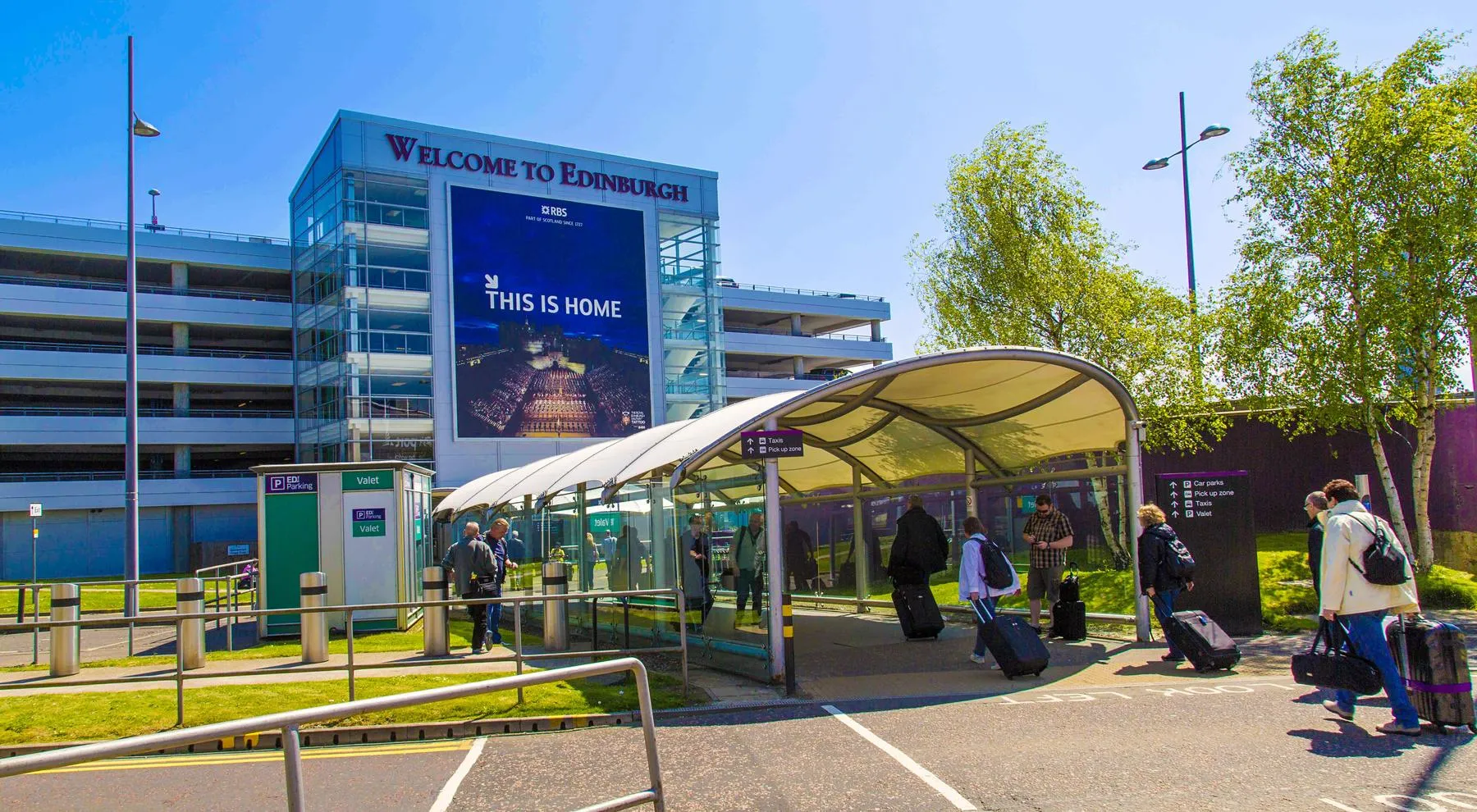 Lotnisko w Edynburgu wstrzymało działanie z powodu awarii systemów