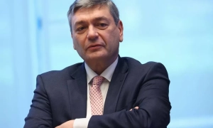 Фото: в Індії завершується зведення найвищої статуї у світі