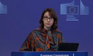 У Букінгемському палаці прокоментували рішення принца Гаррі та Меган Маркл скласти королівські обов’язки