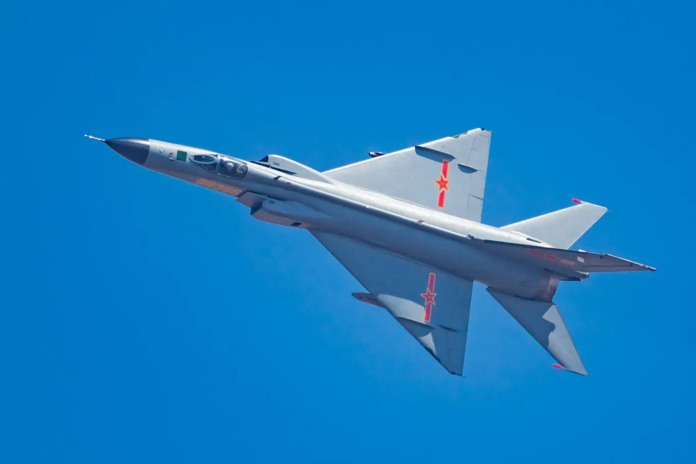 Японія звинуватила Китай у небезпечних маневрах винищувачів біля Окінави