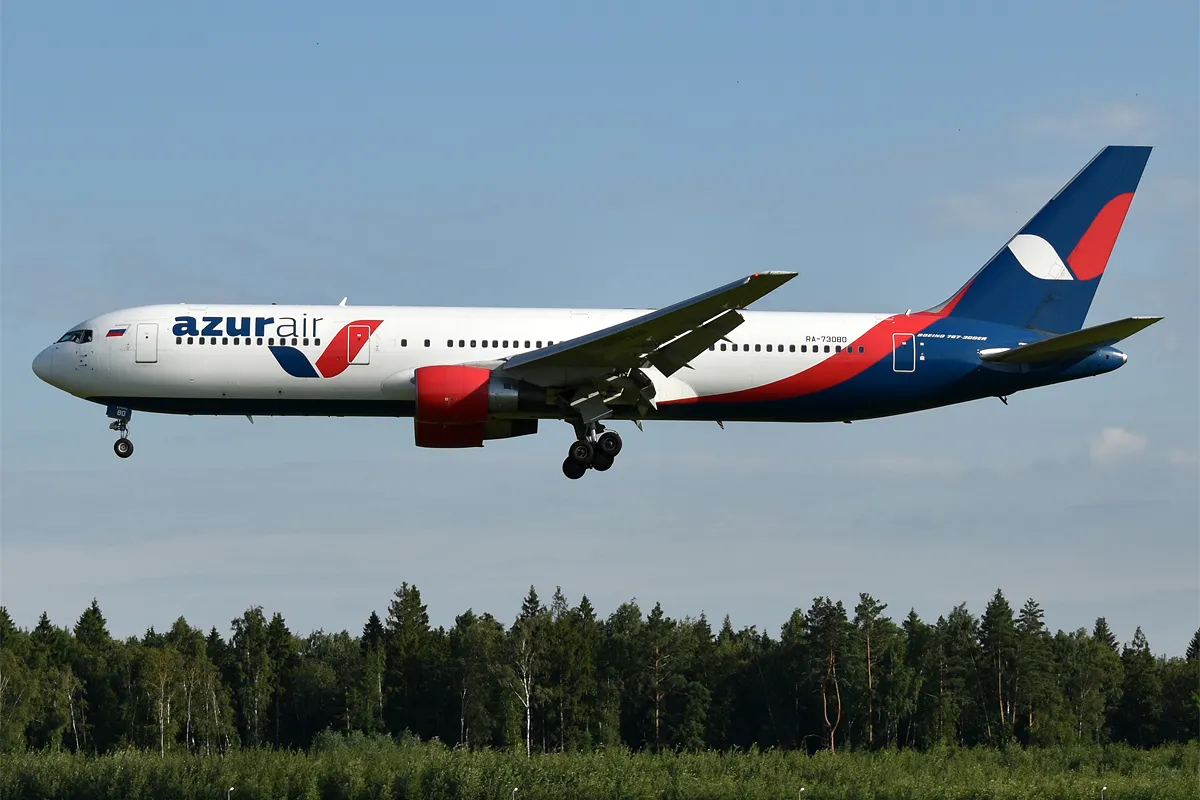 У літака найбільшого чартерного авіаперевізника рф двічі на тиждень загорівся двигун