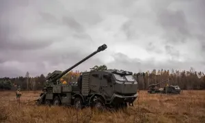 лукашенко помогает путину в войне: предоставляет танки и ремонтирует военную технику