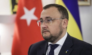 Ambasador Ukrainy w Polsce zareagował na baner o Wołyniu podczas meczu „Szachtara” i „Legii”