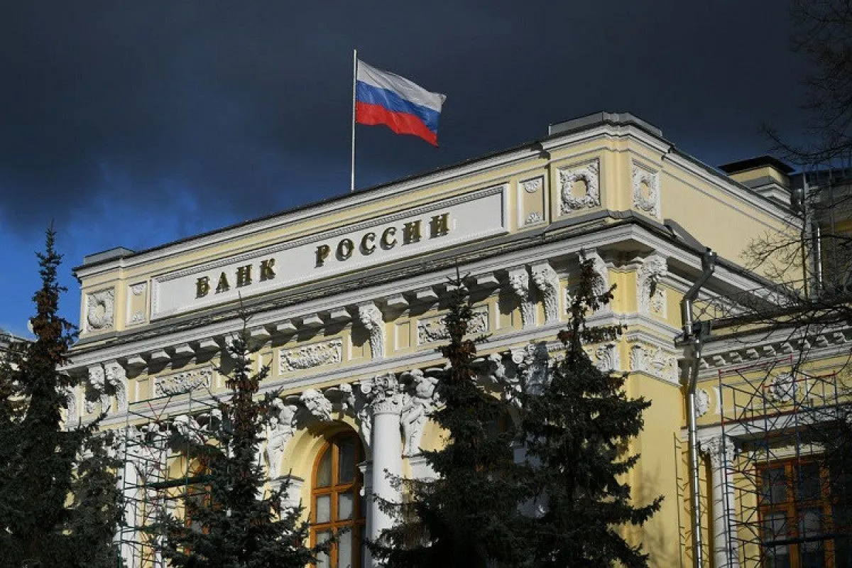 Мінфін і Центробанк попередили путіна про крах економіки через військові витрати — Bloomberg