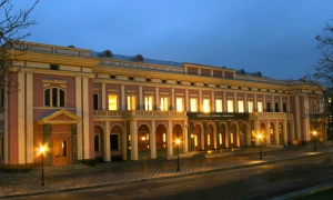 Долгожданный блокбастер Форсаж-8 собрал рекордную выручку в пасхальный уикэнд