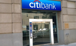 Швейцарія хоче частково дозволити експорт зброї в інші країни 