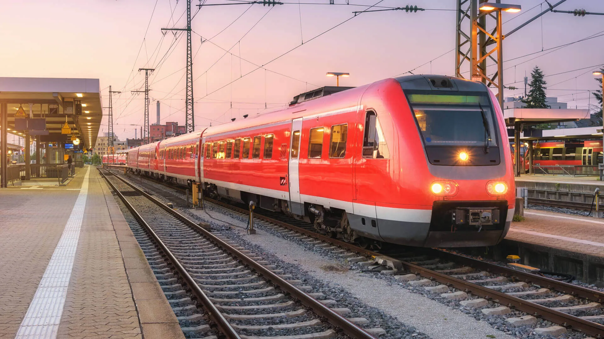 In Germany, a Deutsche Bahn employee fell off a train