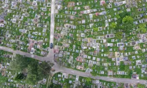 СБУ та ОГП оголосили нову підозру Коломойському