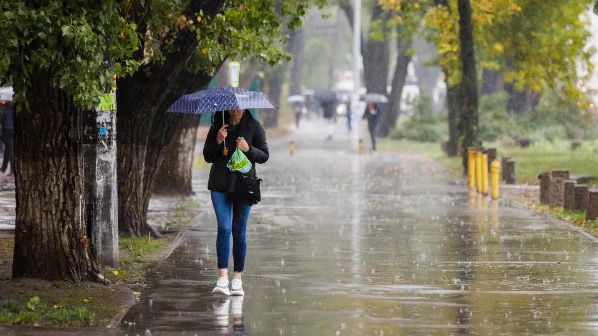 Heavy rain, a drop in temperature, and strong winds are expected in Kyiv on May 13