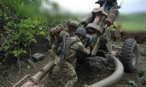 На Хмельниччині керівника мовної школи підозрюють у домаганнях до учениць