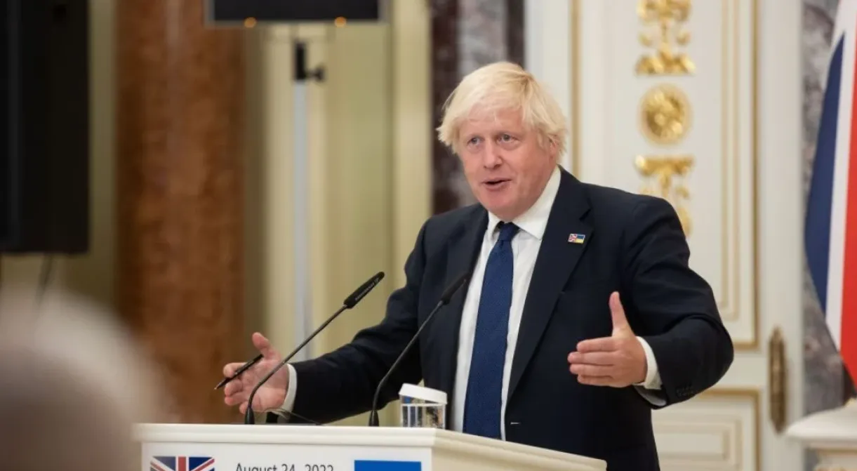 Джонсон закликав негайно направити небойові війська в Україну