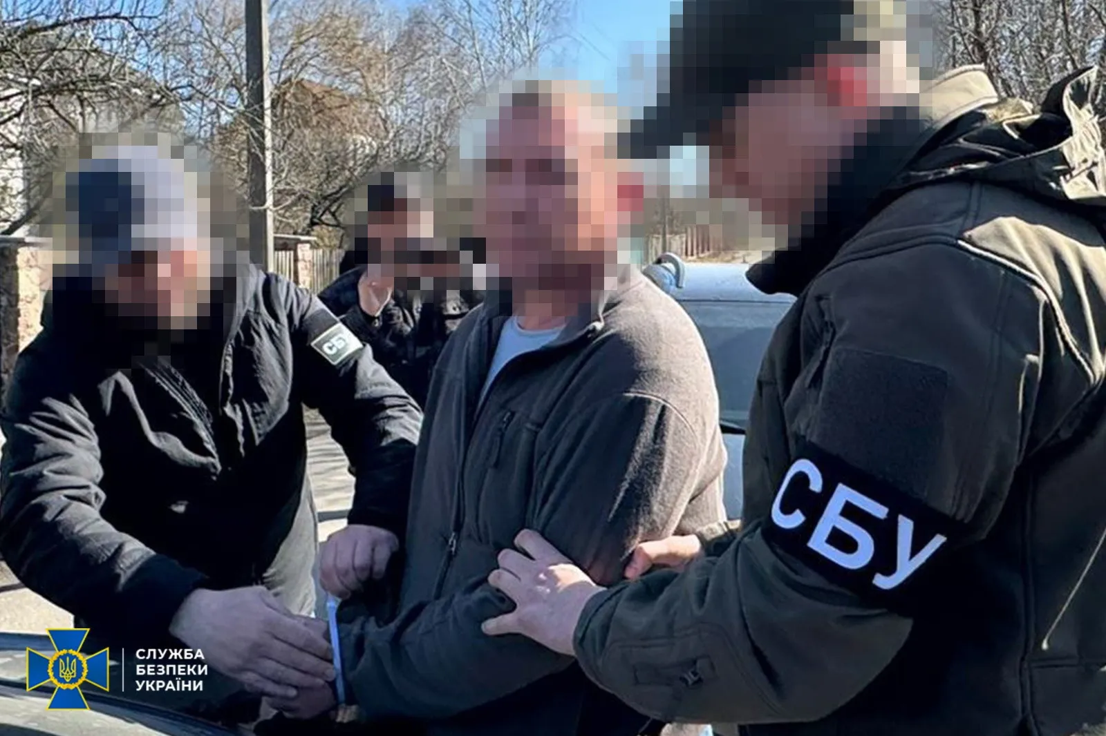 СБУ та поліція викрили канал збуту «трофейної» зброї у кількох регіонах України