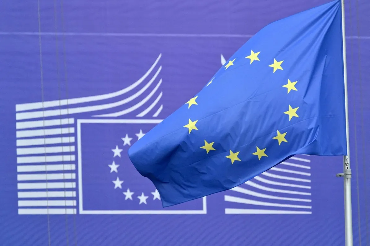 Єврокомісія занепокоєна видачею Угорщиною посвідок росіянам