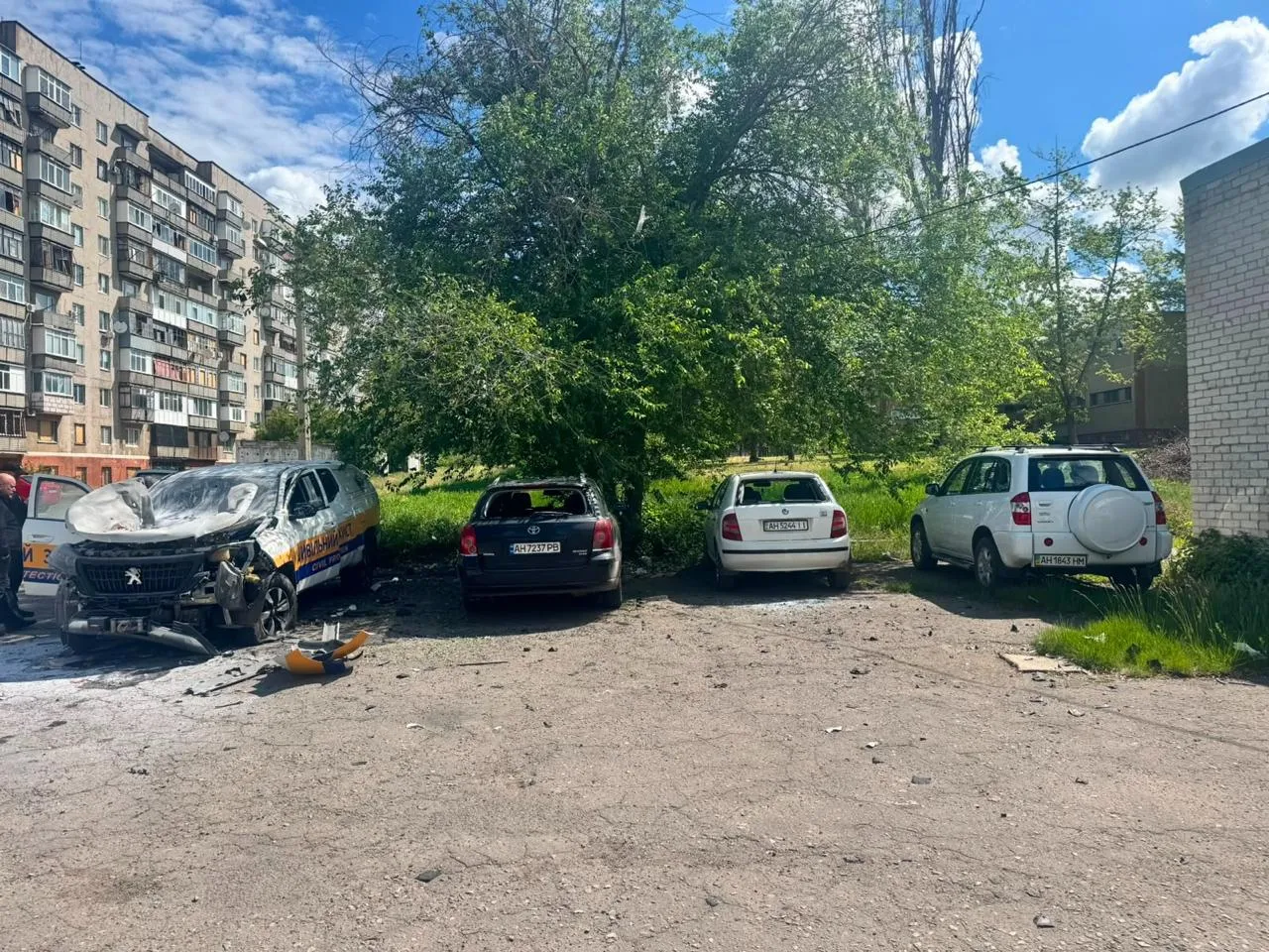 A Russian FPV drone struck a civil defense vehicle in Kramatorsk