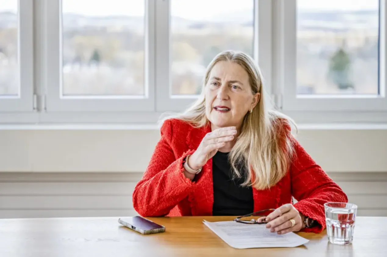 Швейцарія тричі відправляла торгову дипломатку до США для переговорів про мита Швейцарія тричі відправляла торгову дипломатку до США для переговорів про мита