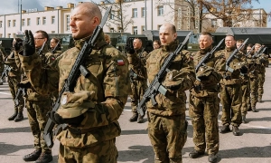 Франція розглядає можливий вихід із НАТО — експерт пояснив причини