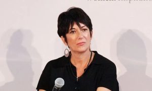Wspólniczka Epsteina Ghislaine Maxwell odmówiła odpowiedzi na pytania Kongresu