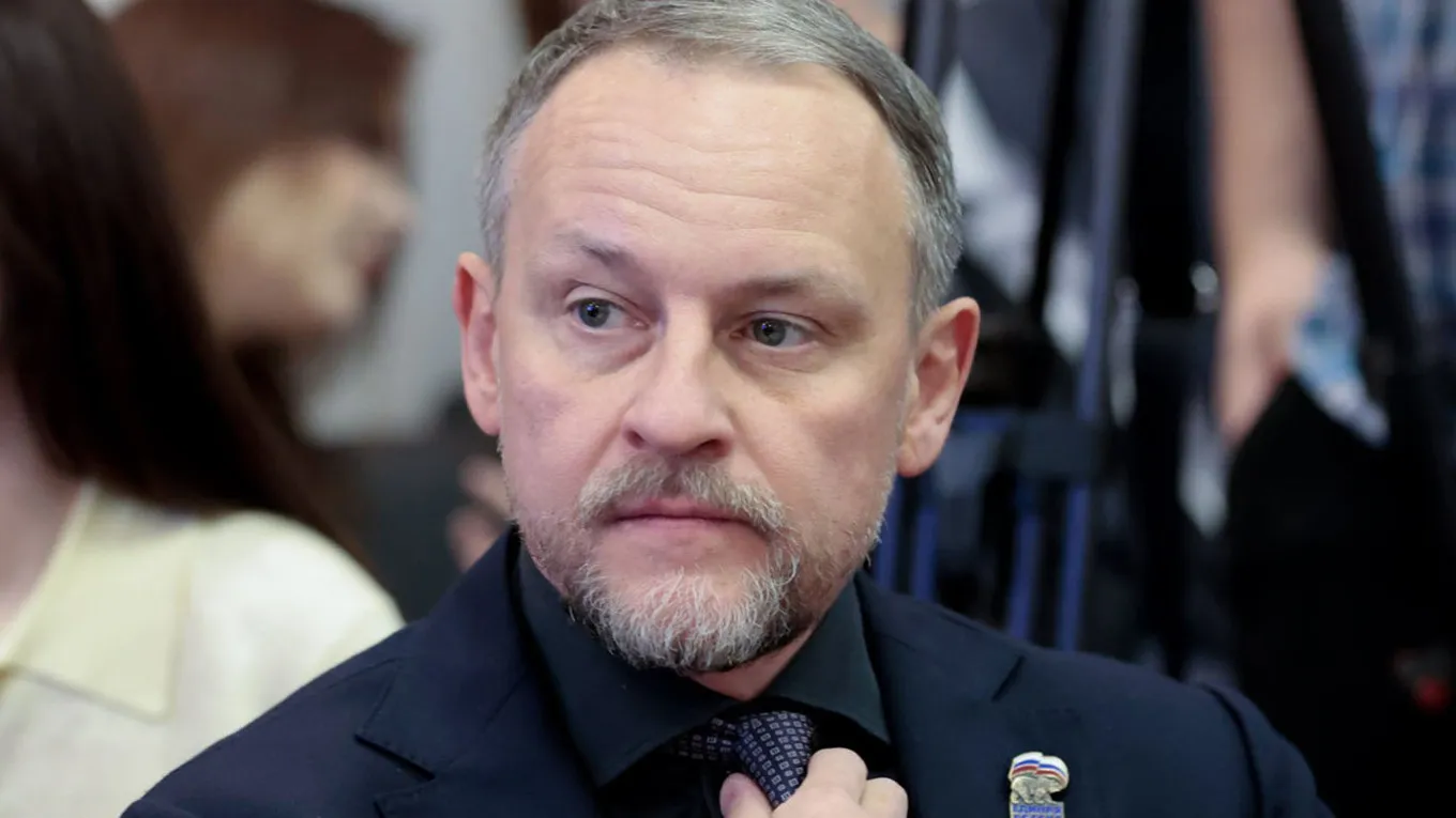 The Russian State Duma called for preparations for war using AI
