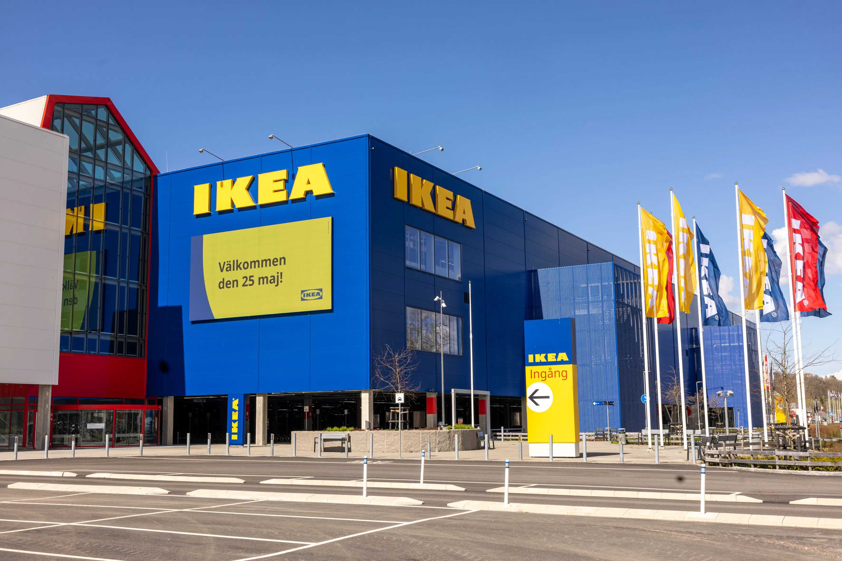 Українець засуджений у Литві за підпал IKEA до трьох років позбавлення волі