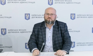 Фото: ЮНЕСКО і Мінкульт вимагають зупинити будівництво велопішохідного мосту над Володимирським узвозом