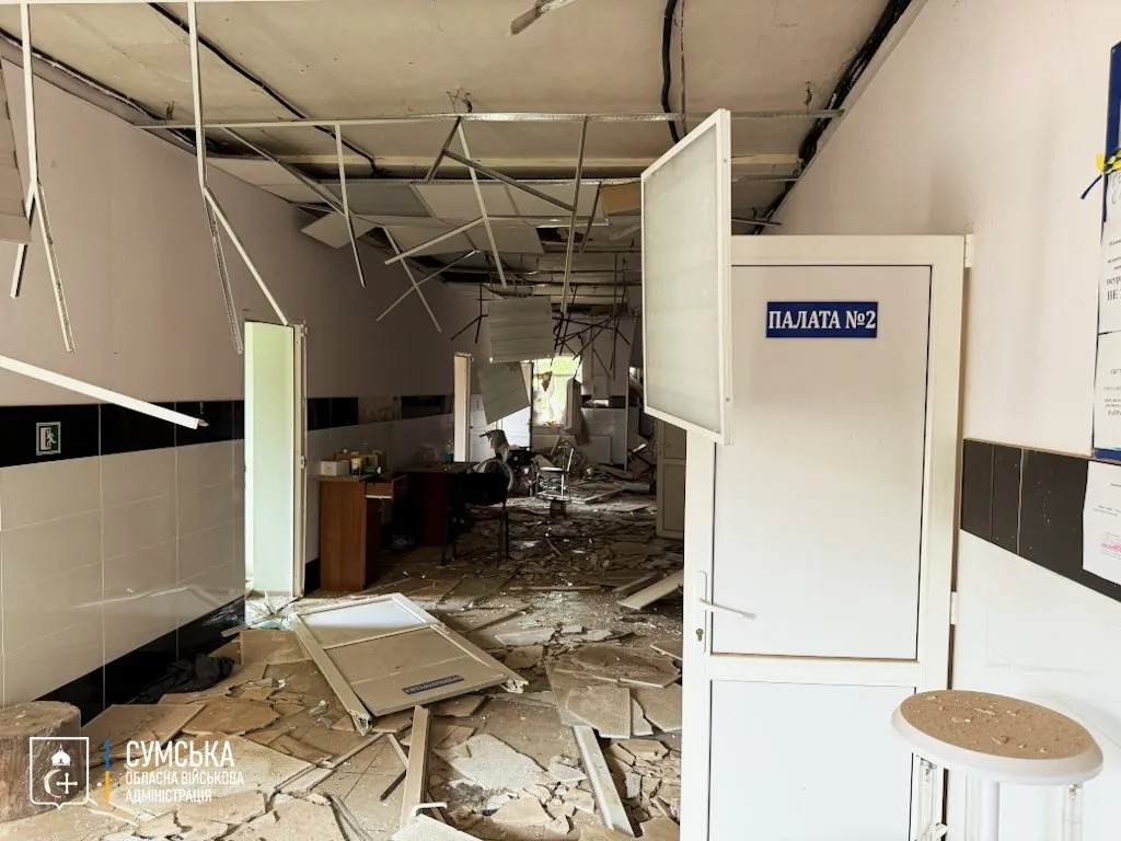 росія вдарила керованими авіабомбами по цивільній інфраструктурі на Сумщині