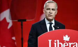 Мер Парижа планує стати першою президенткою Франції