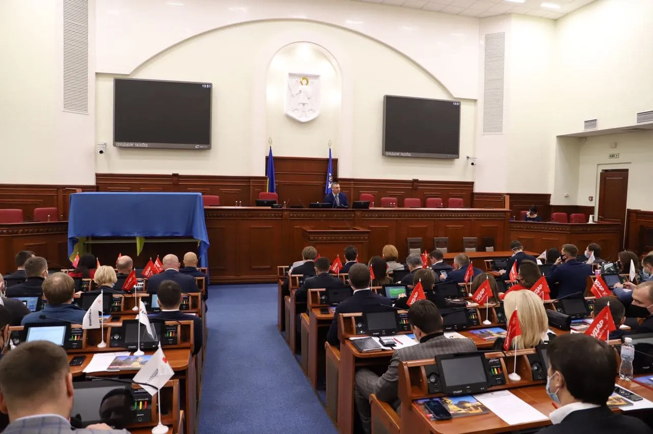 Через політичну кризу зірвано «енергетичну» сесію Київради