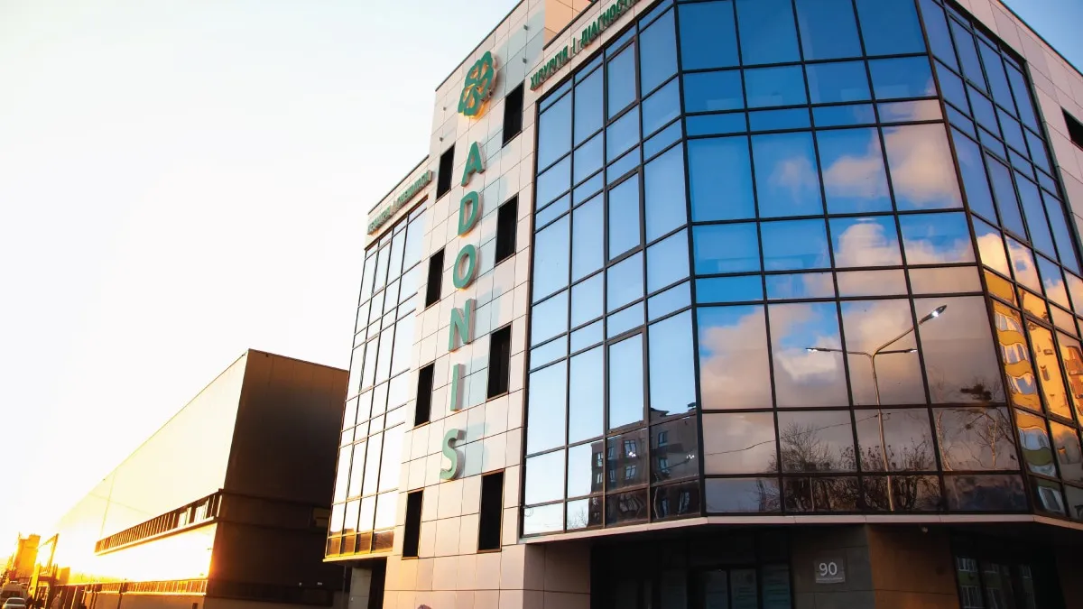 Приватний виш ADONIS відкрив набір в інтернатуру