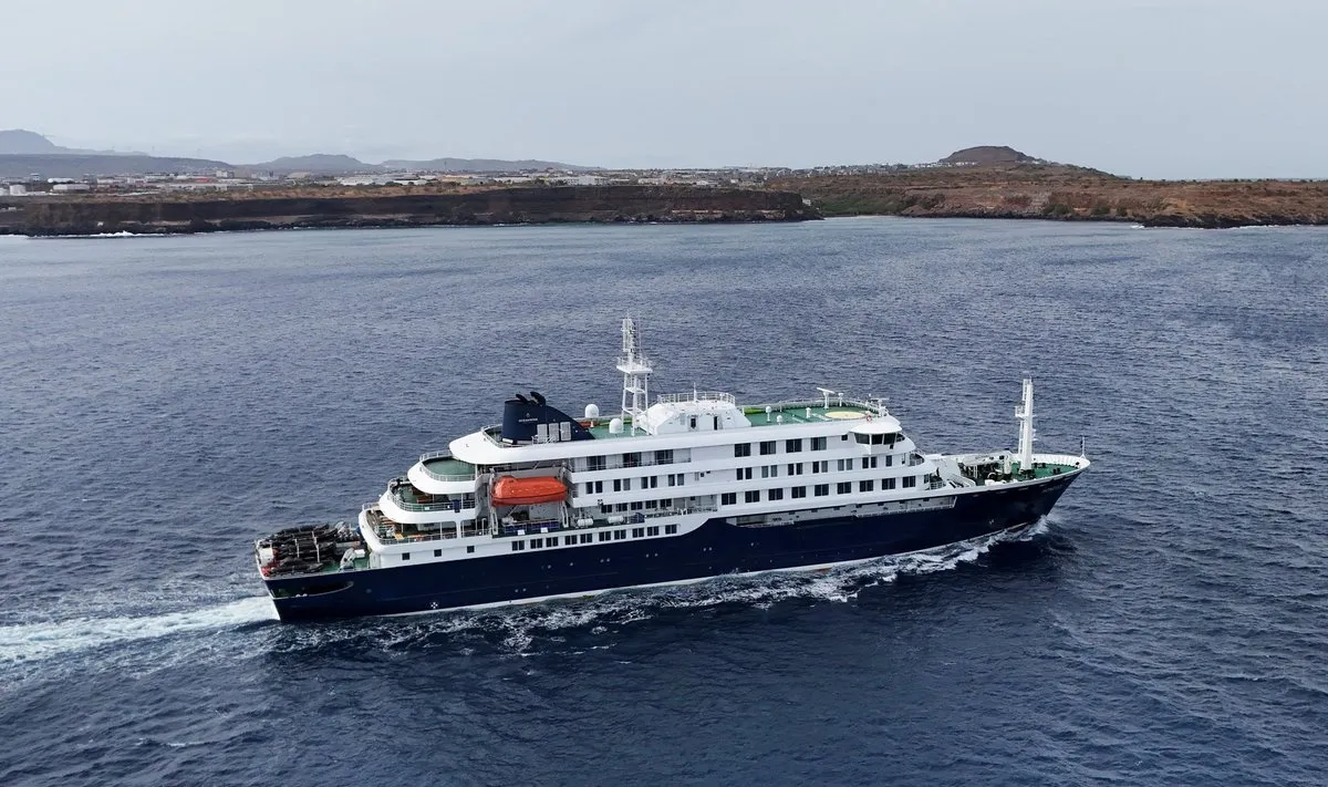 The EC coordinated the evacuation of the cruise ship's passengers due to an outbreak of hantavirus