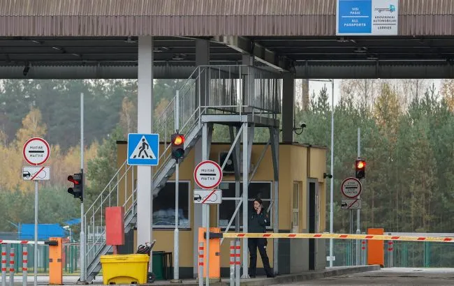 Беларусь перестала выпускать российских призывников за границу