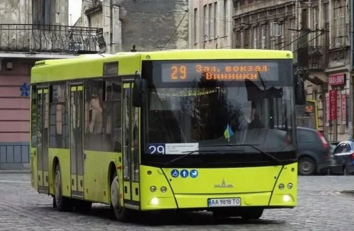 In Lviv, transit operators were fined 1.2 million hryvnias due to problems with their buses