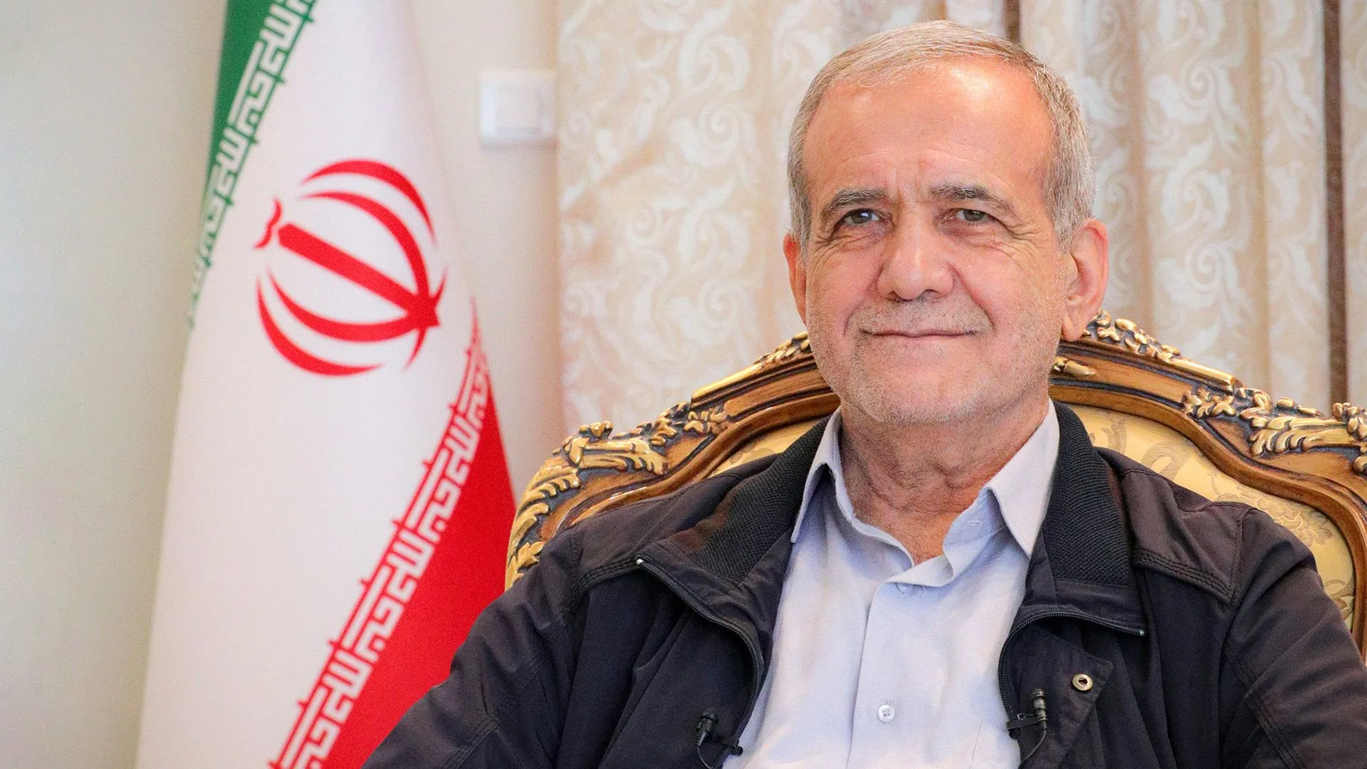 Іран розпочинає переговори зі США щодо ядерної програми на тлі можливої війни