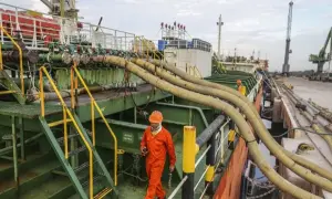 Росія збільшила постачання мазуту до Саудівської Аравії на тлі війни в Ірані — Reuters