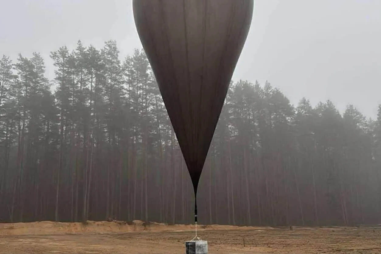 Польща попередила громадян про небезпечні повітряні кулі з Білорусі